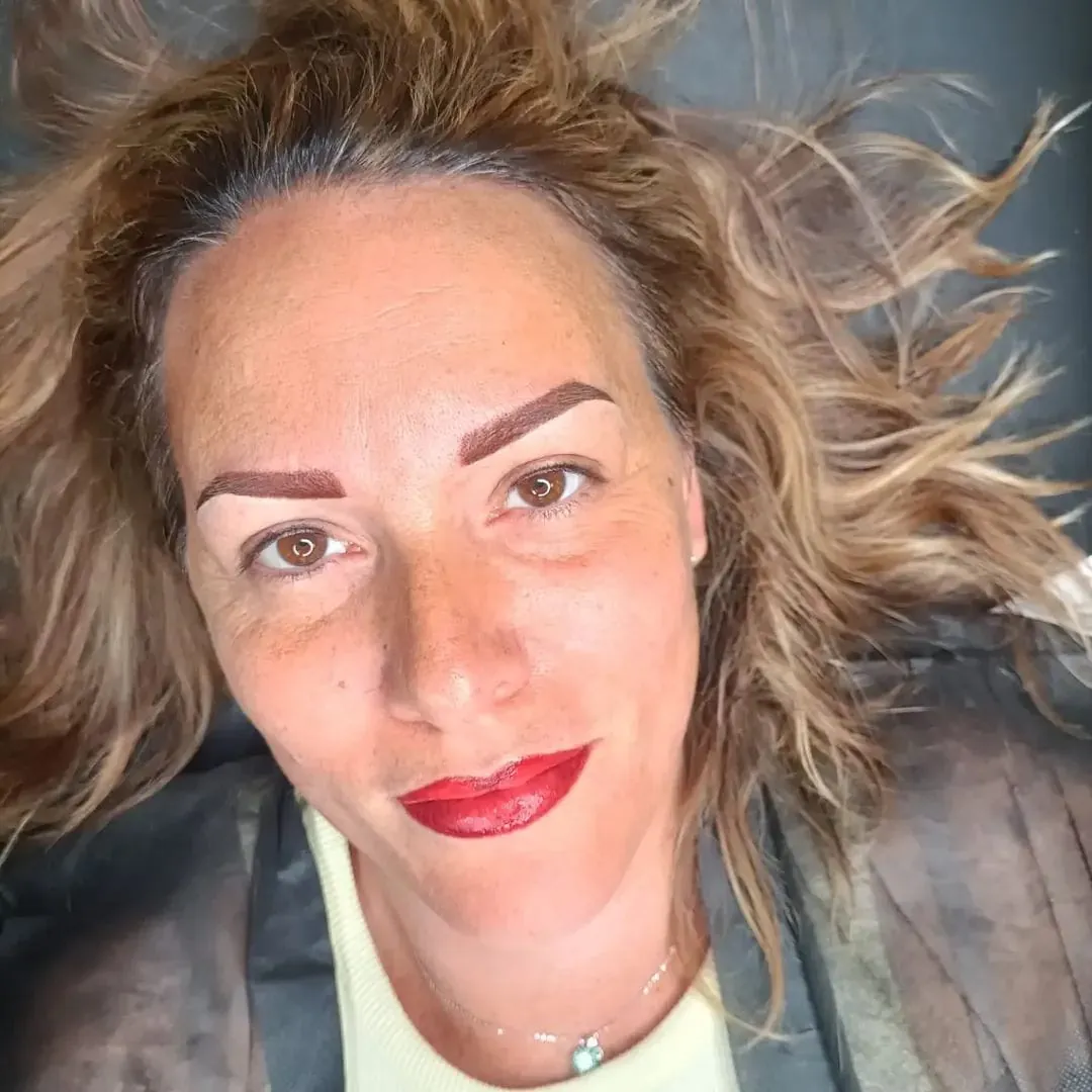 Sopracciglia e Labbra: Shining Brown Brows e Sexy Lips